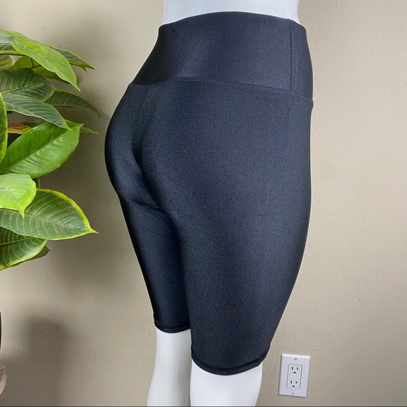 Active Wear Strech Biker Shorts Legging - Picture 5 of 13